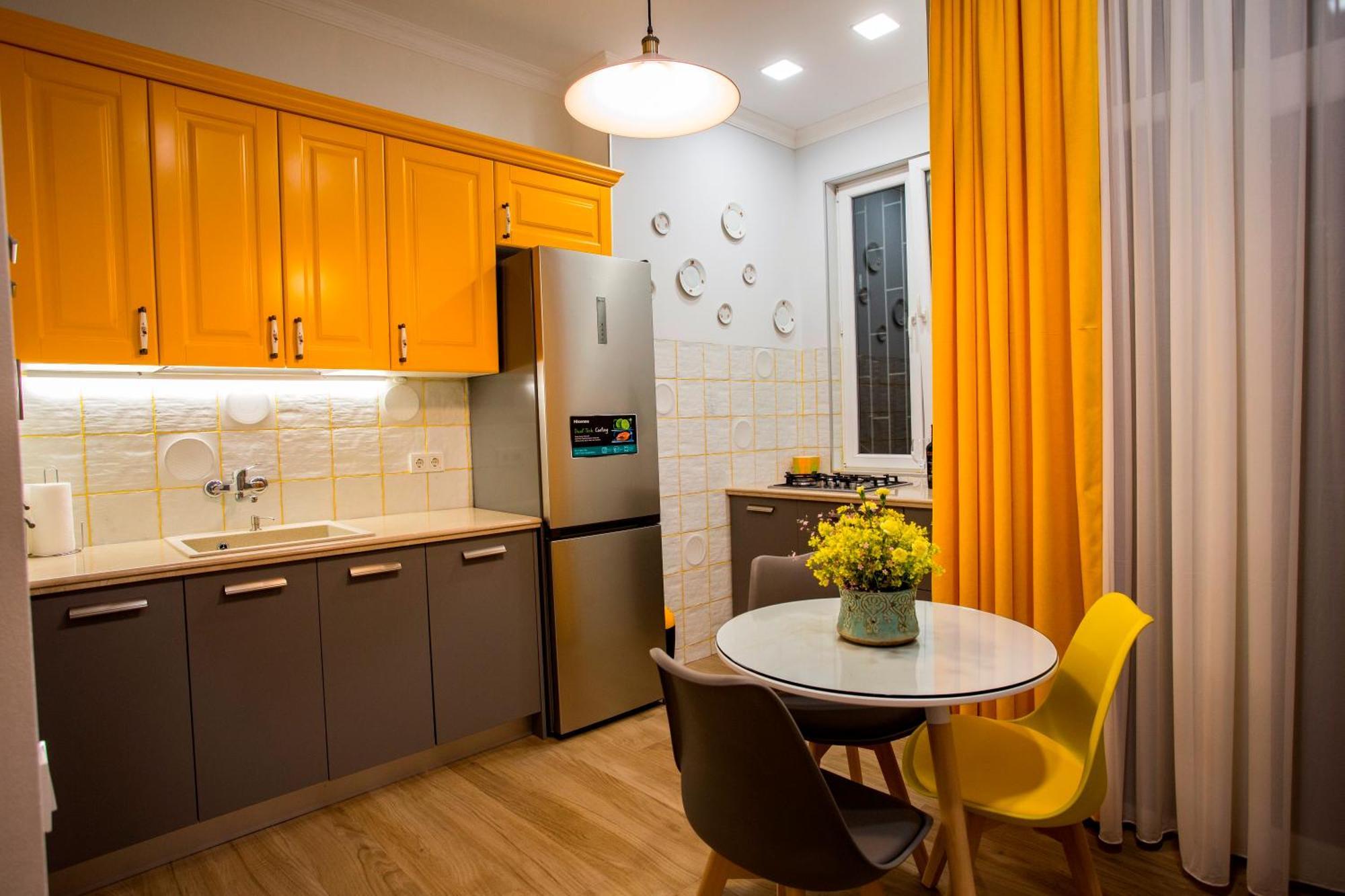 Yellow Apartment In Avlabari Tbilisi Exteriér fotografie