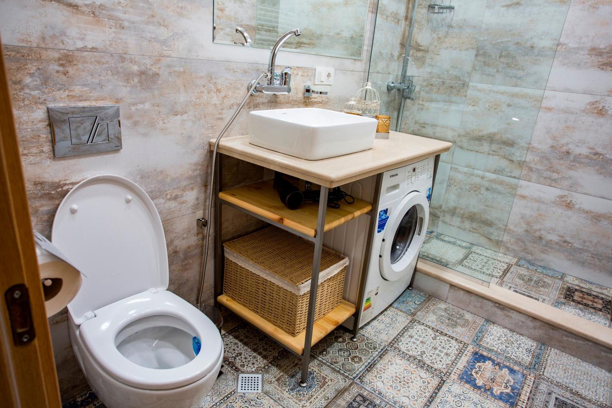 Yellow Apartment In Avlabari Tbilisi Exteriér fotografie