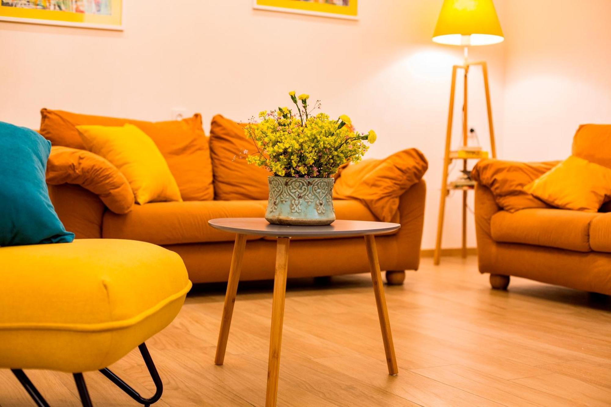 Yellow Apartment In Avlabari Tbilisi Exteriér fotografie