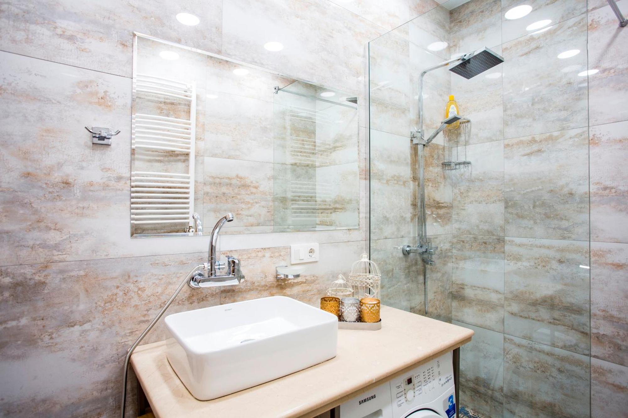 Yellow Apartment In Avlabari Tbilisi Exteriér fotografie